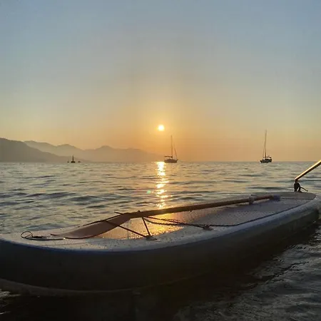 Szálloda The Diplomat Turunc