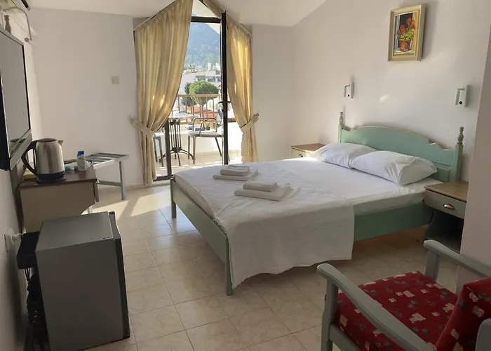 The Diplomat Hotell 2*