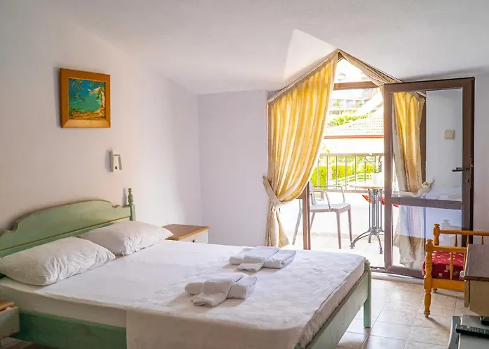 The Diplomat Hotell 2*