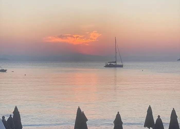 Hotel The Diplomat 2*