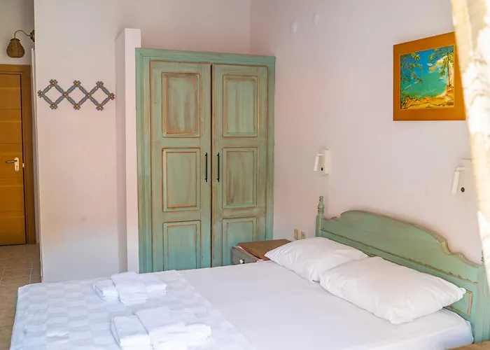 The Diplomat 2* Turunç