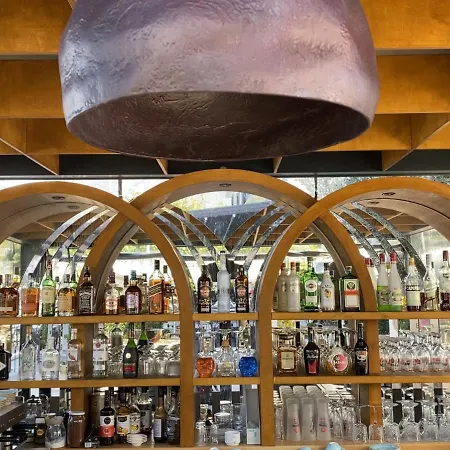 The Diplomat 호텔 투룬치