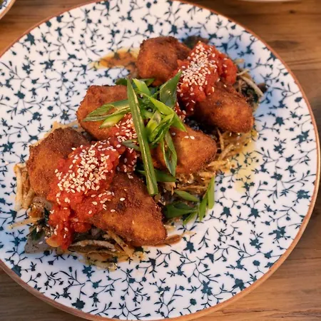 The Diplomat 2* 투룬치