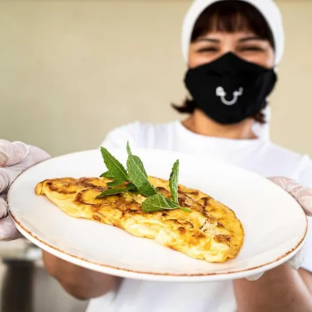 호텔 The Diplomat 2*