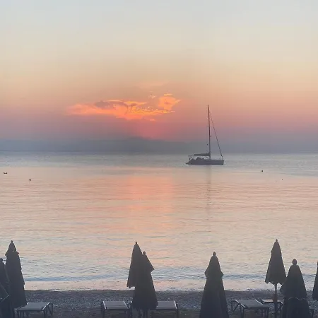 ホテル The Diplomat 2*