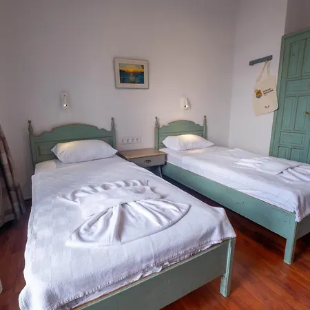 The Diplomat Hotel 3*