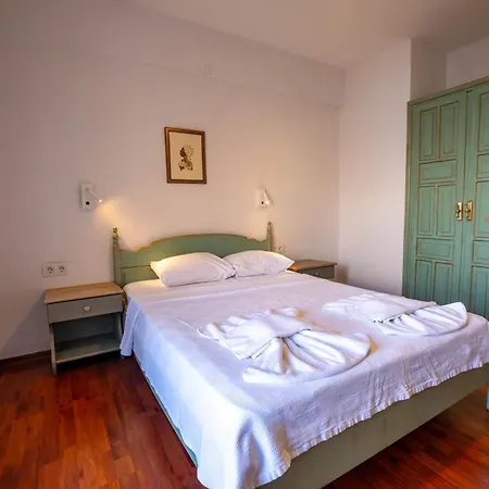 The Diplomat Hotel 3*