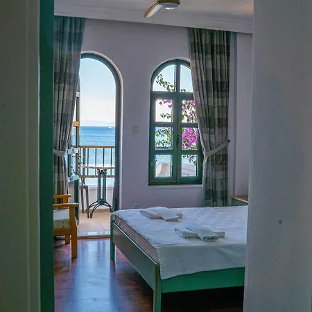 The Diplomat 2* 투룬치