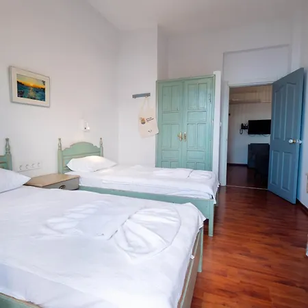 The Diplomat トゥルンチュ