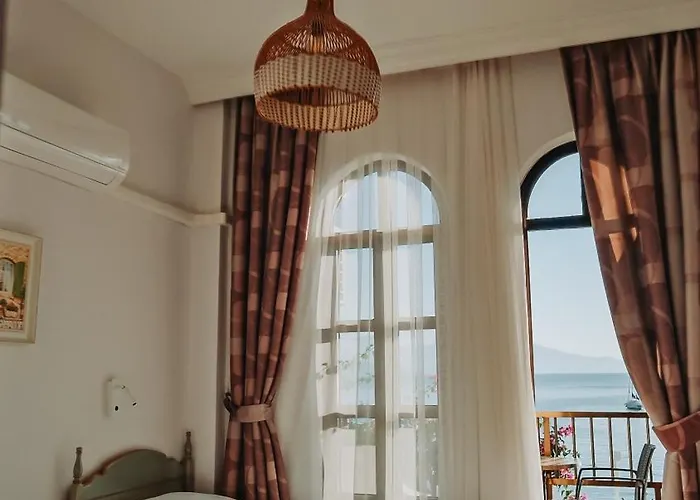 The Diplomat ホテル 2*